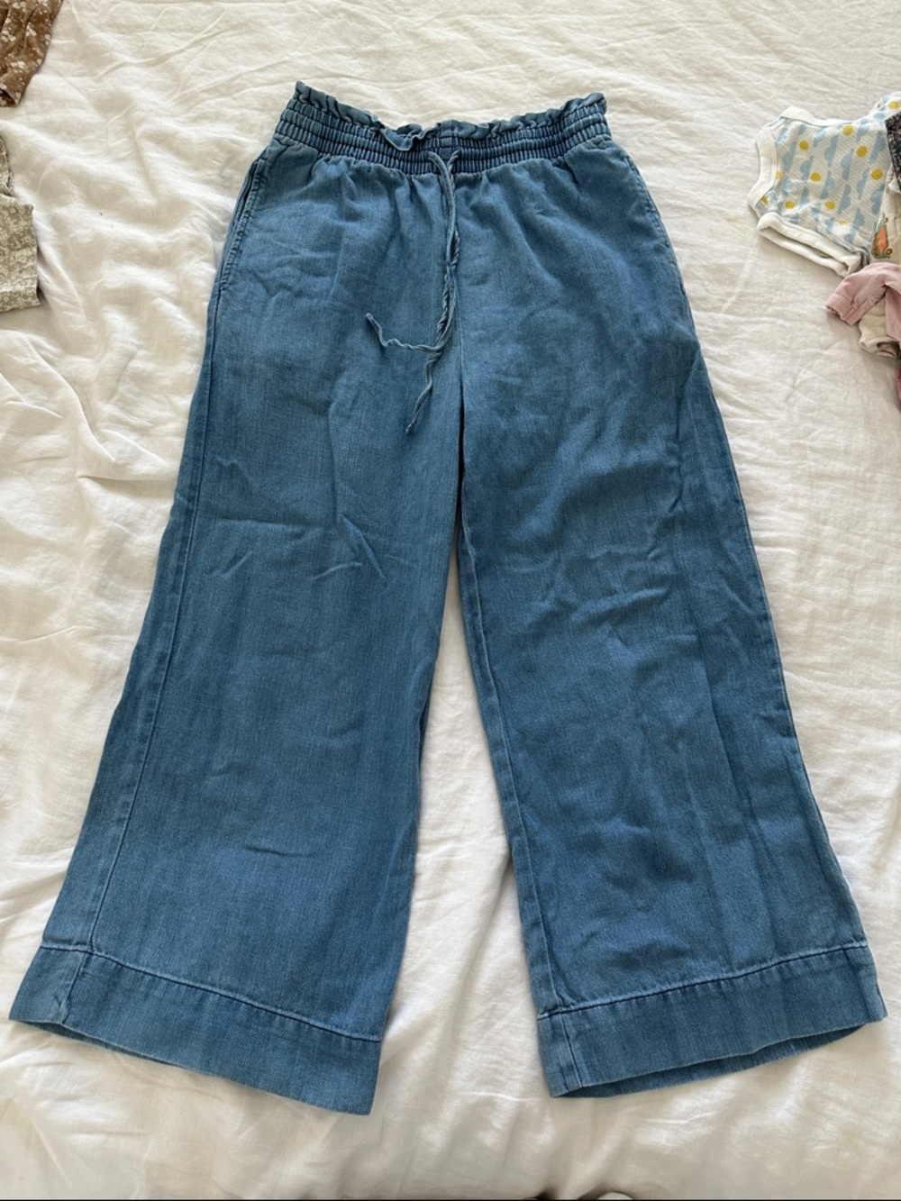 Wide leg crop denim pants